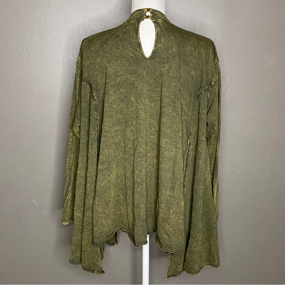 Altar'd State Long Sleeve Acid Wash Distressed Swing Mock Neck Top - Picture 8 of 12